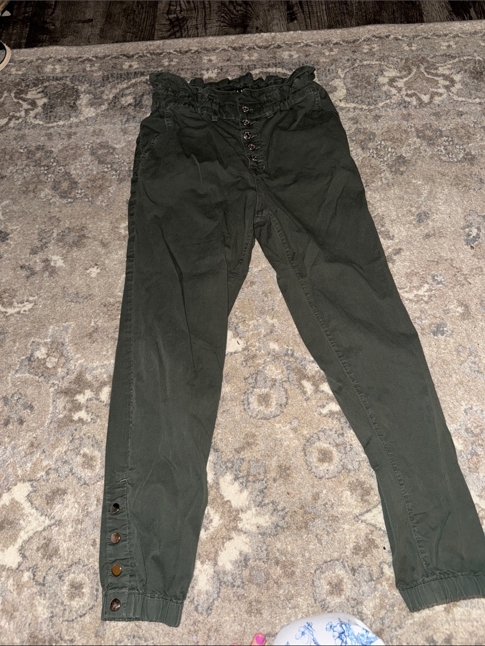 Veronica Beard Olive Green Button-Front Paperbag Waist Pants